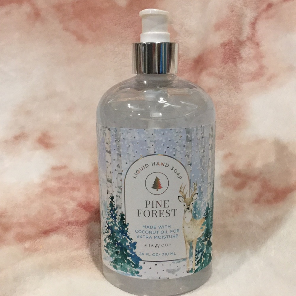 Deer Pine Forest Scented Hand Soap Lrg 24oz  pump NWT  coconut oil Mia & Co